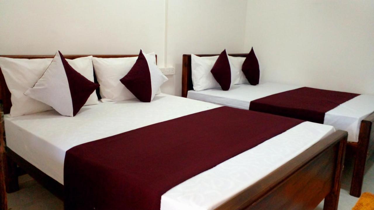 Meegahapokuna Resort Anuradhapura Exterior foto